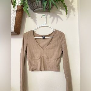 Long sleeve crop top